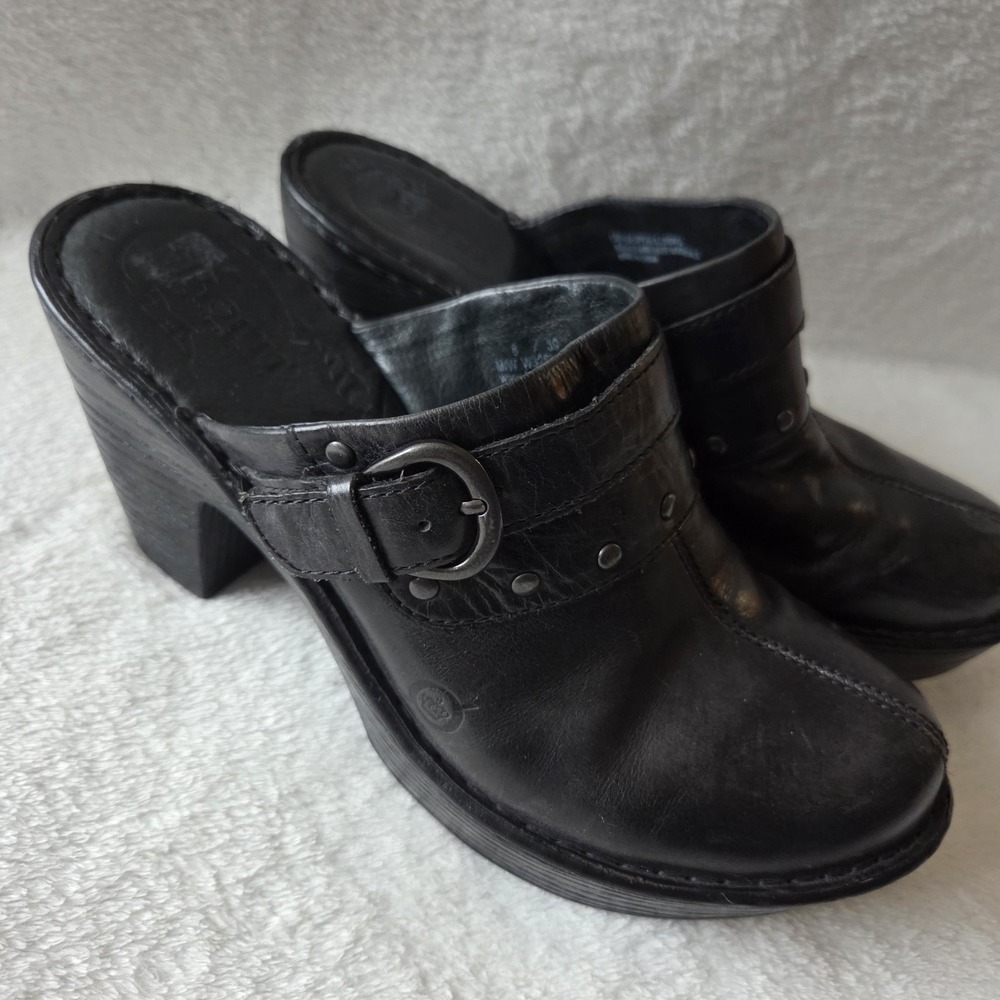 BORN Black Leather Chunky Heel Clog Platform Booties Sz 8